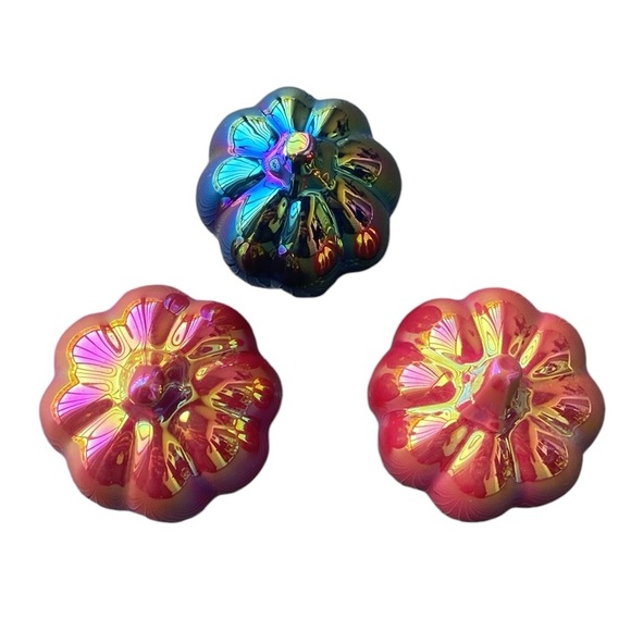 3 Iridescent Target Bullseye Pumpkins - Picture 7 of 14